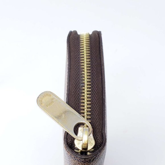 Authentic Louis Vuitton Damier Ebene Zippy Wallet - Picture 6 of 12